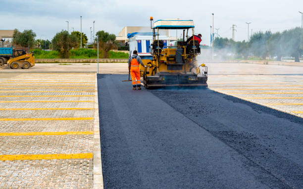 Best Asphalt Driveway Installation  in Perryton, TX